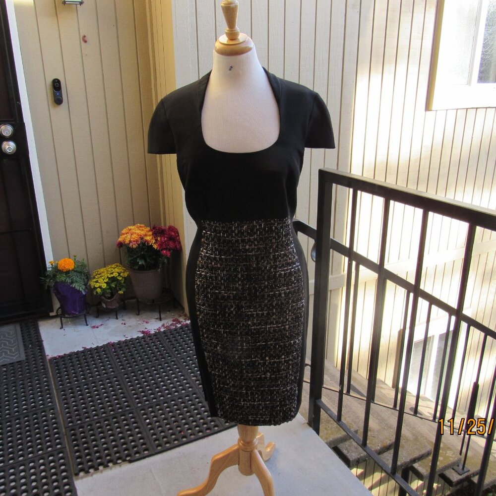 #624  WOMAN'S BLACK SHEATH DRESS BY PHASE EIGHT  (SIZE 14US / 18UK)